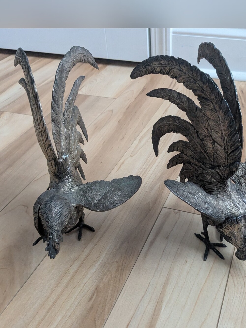 Vintage Detailed Italian Pair (2) Midcentury Brass Fighting Roosters - Picture 3 of 9